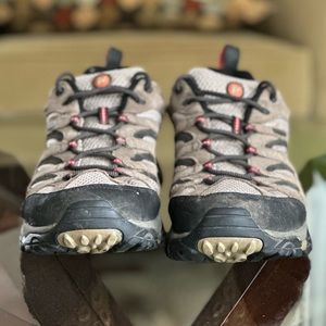 Merrill Moab Trail Hiking Shoes - Men’s 10